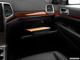  Glove box open photo